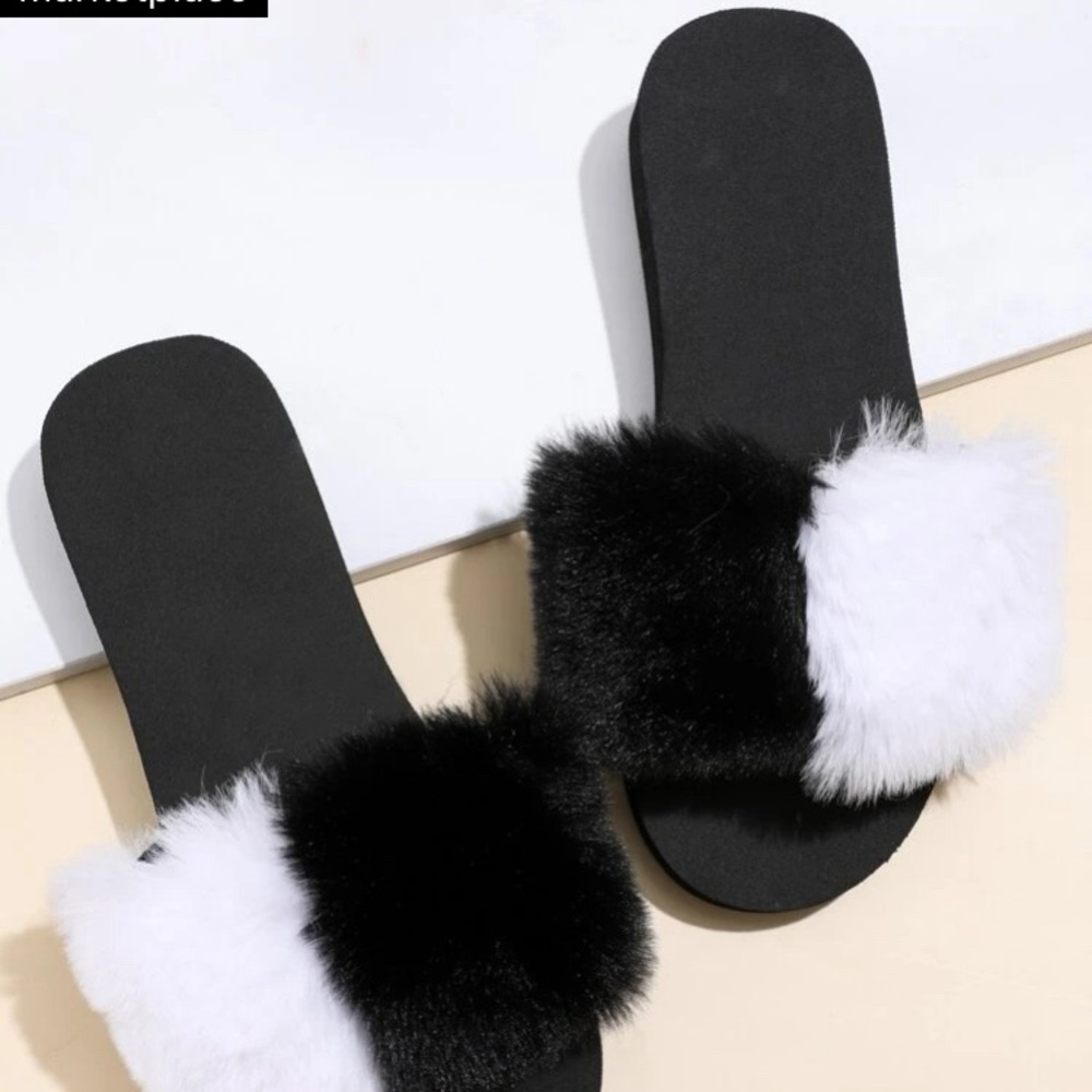 NEW!! Ladies Fur Slides by SHEIN